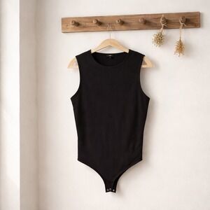 Express Body Contour Bodysuit Womens XL‎ Black Excellent Ribbed Sleeveless Tank
